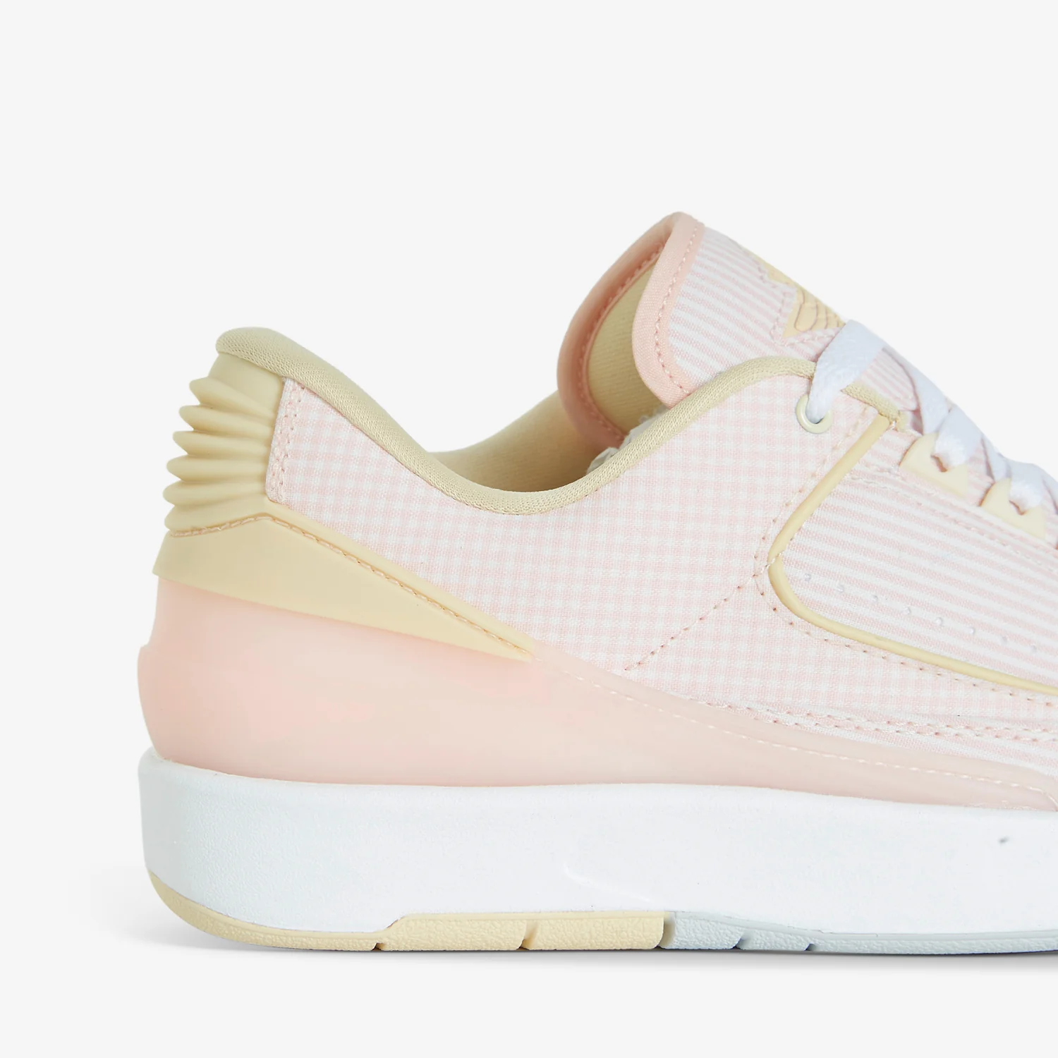Air Jordan 2 Retro Low Atmosphere | Pale Vanilla | White - Image 3
