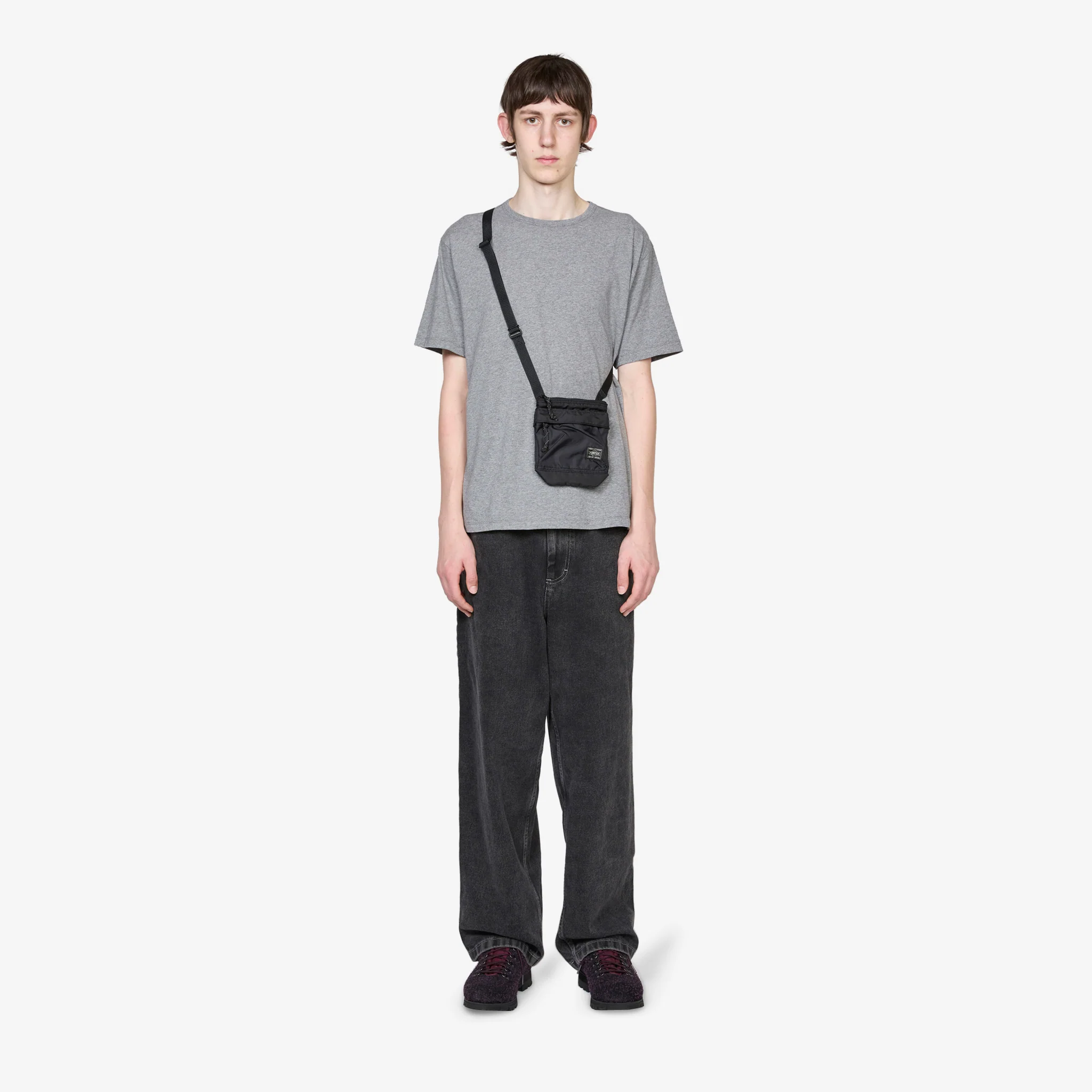 AW24 Force Shoulder Pouch Black - Image 3