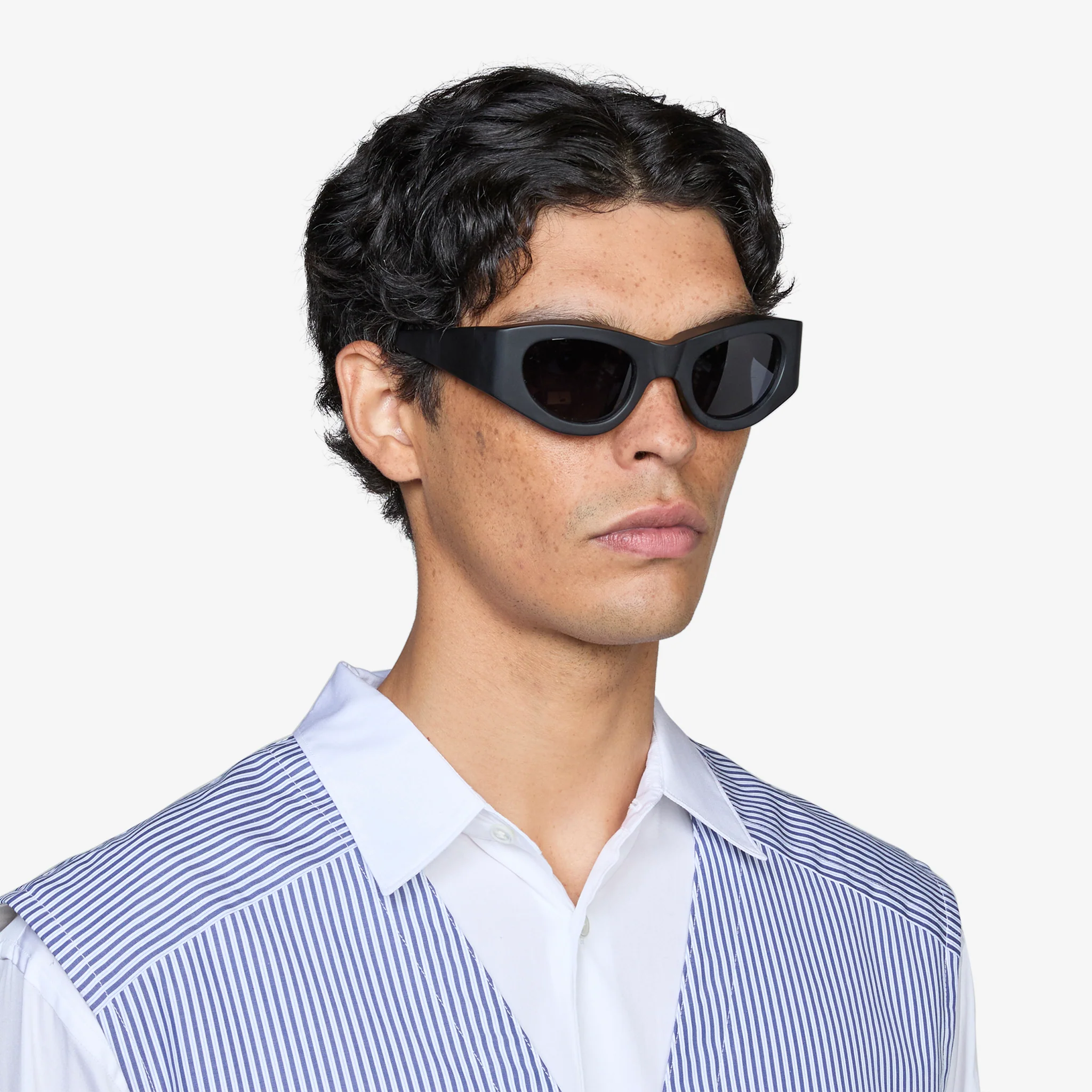 Bro Sunglasses Black - Image 2