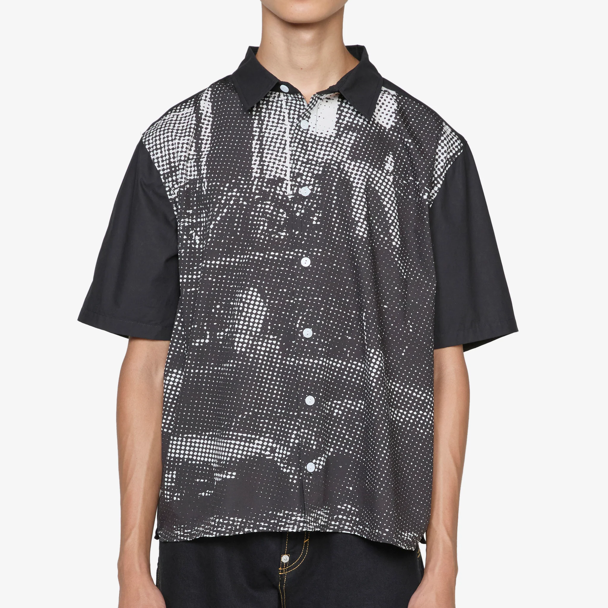 Chima Shortsleeve Shirt Black | White - Image 4