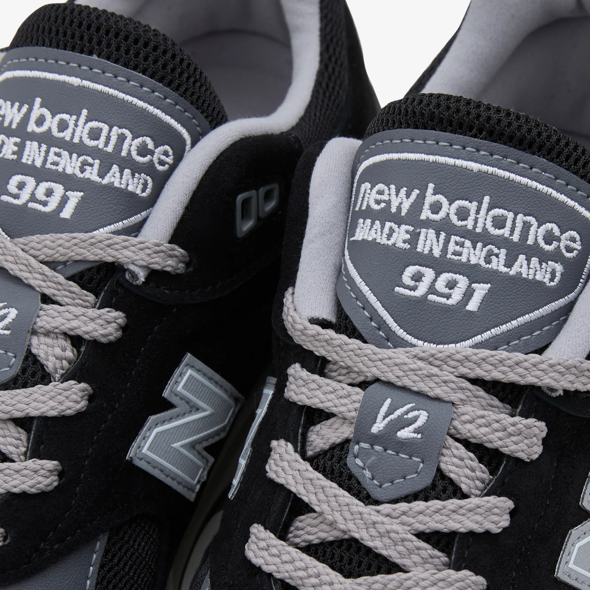 Made in UK 991v2 Black | Smoked Pearl | Silver - Image 6