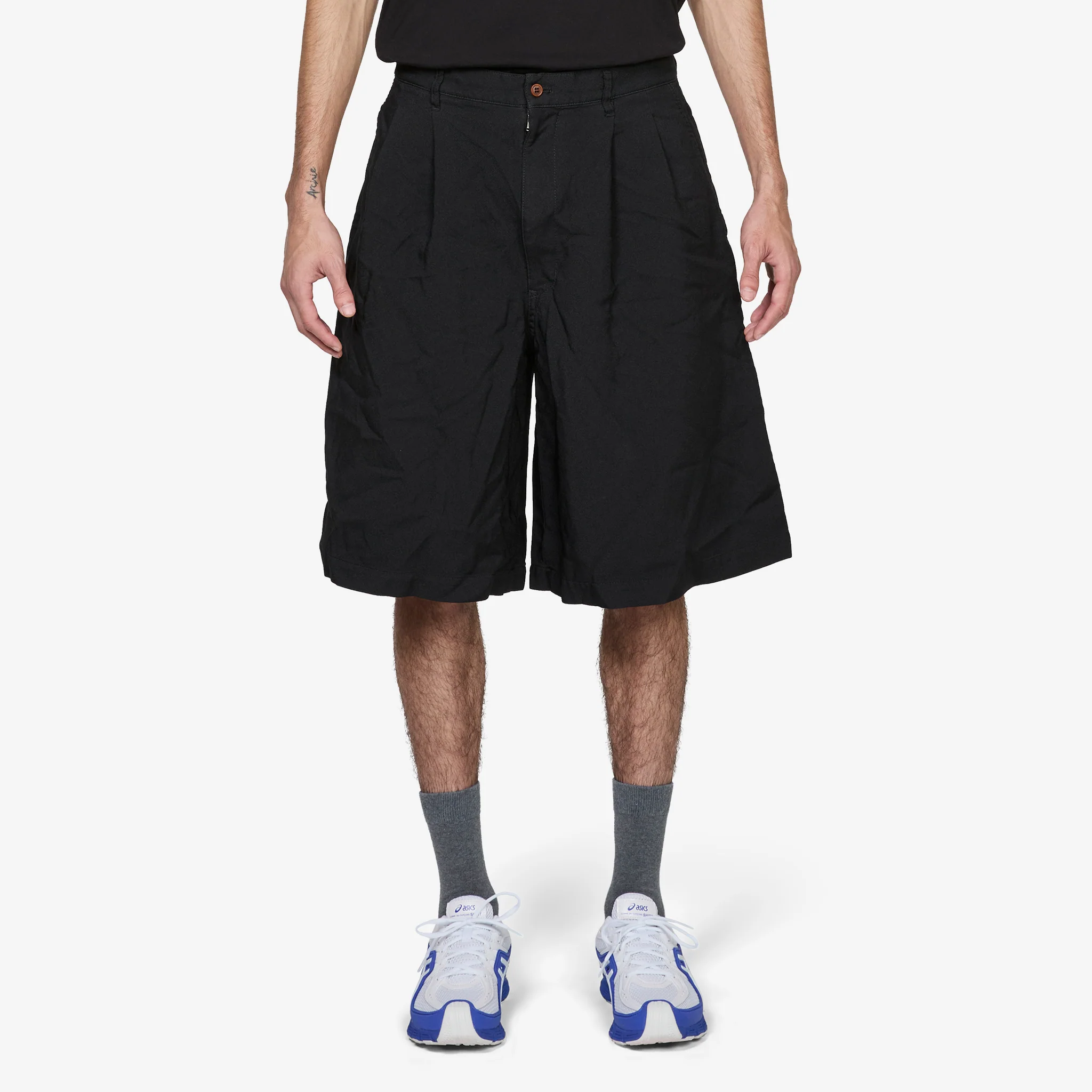Pleated Wide Leg Shorts Black