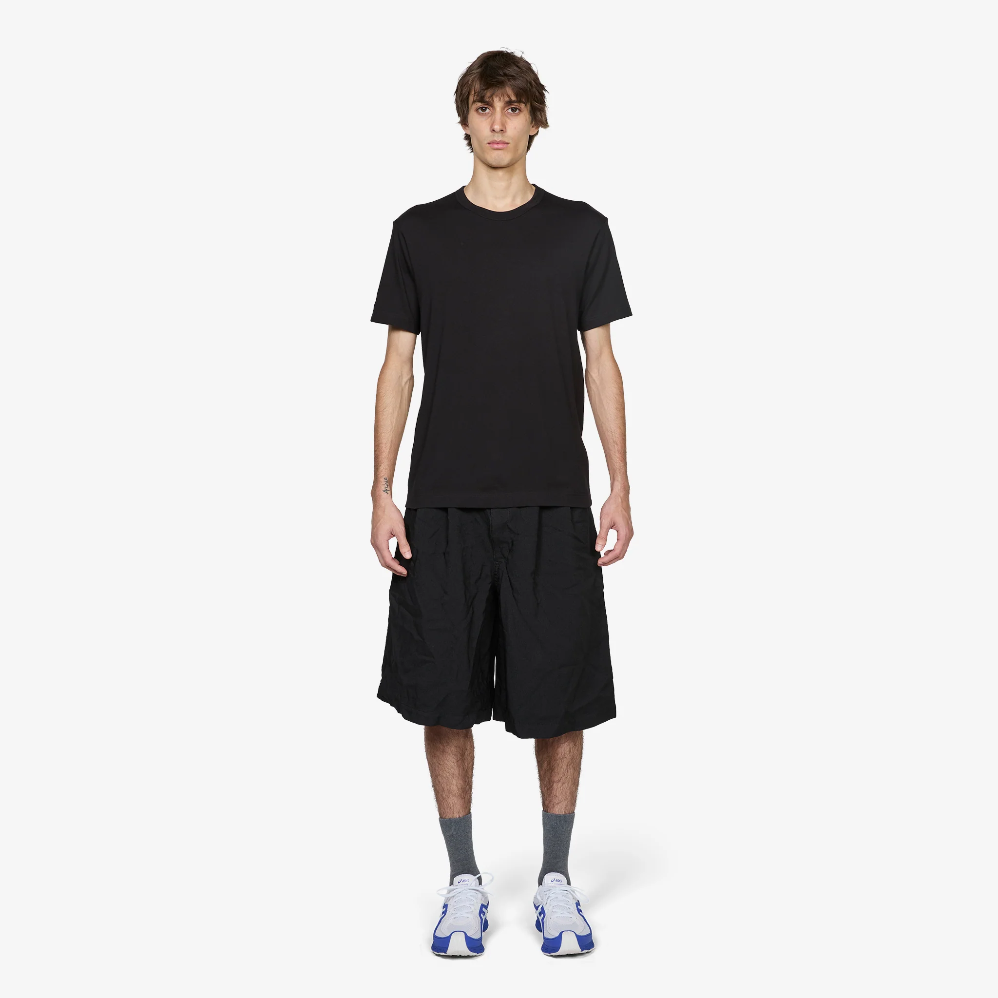 Pleated Wide Leg Shorts Black - Image 4