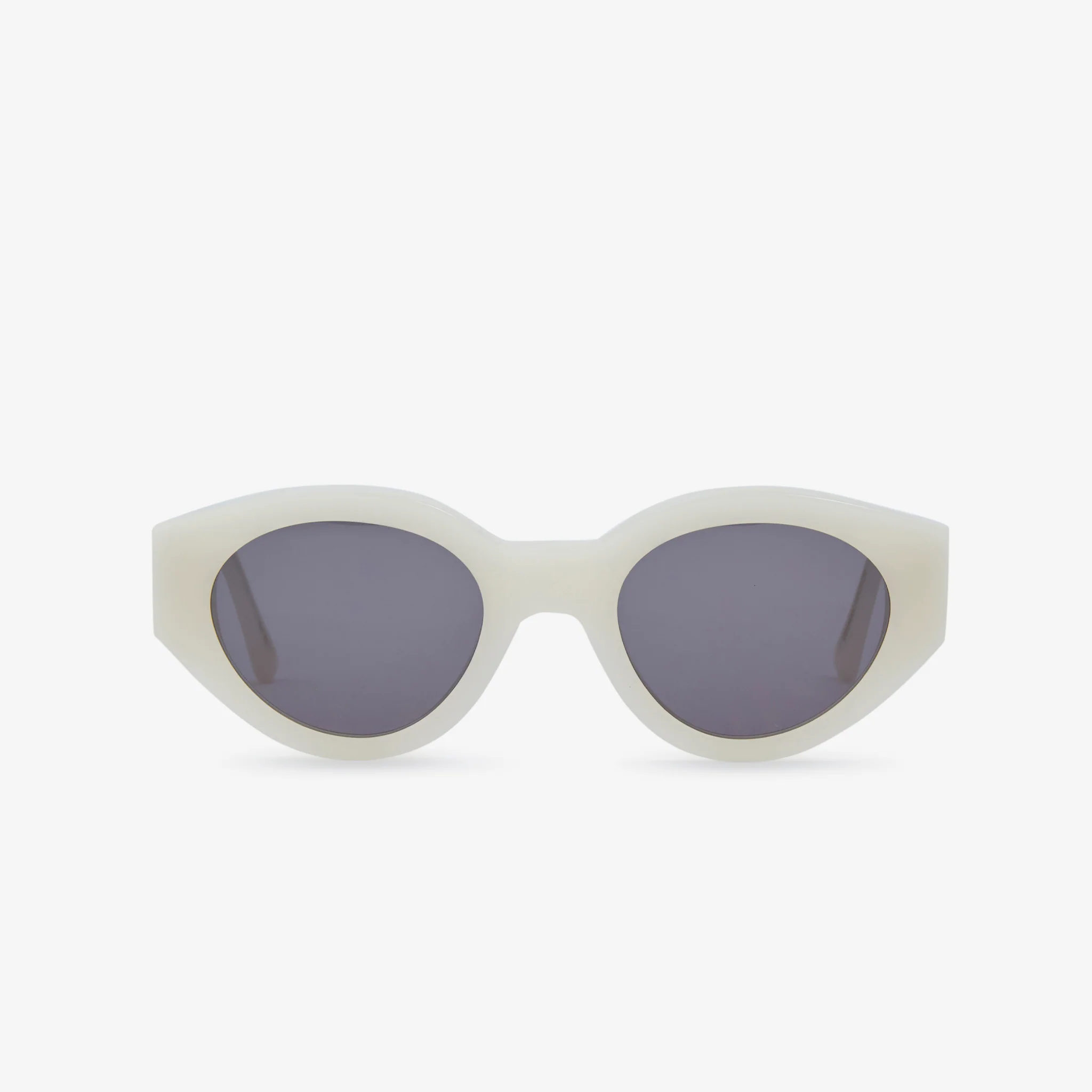 Polly Pearl | Grey Solid Lens - Image 4
