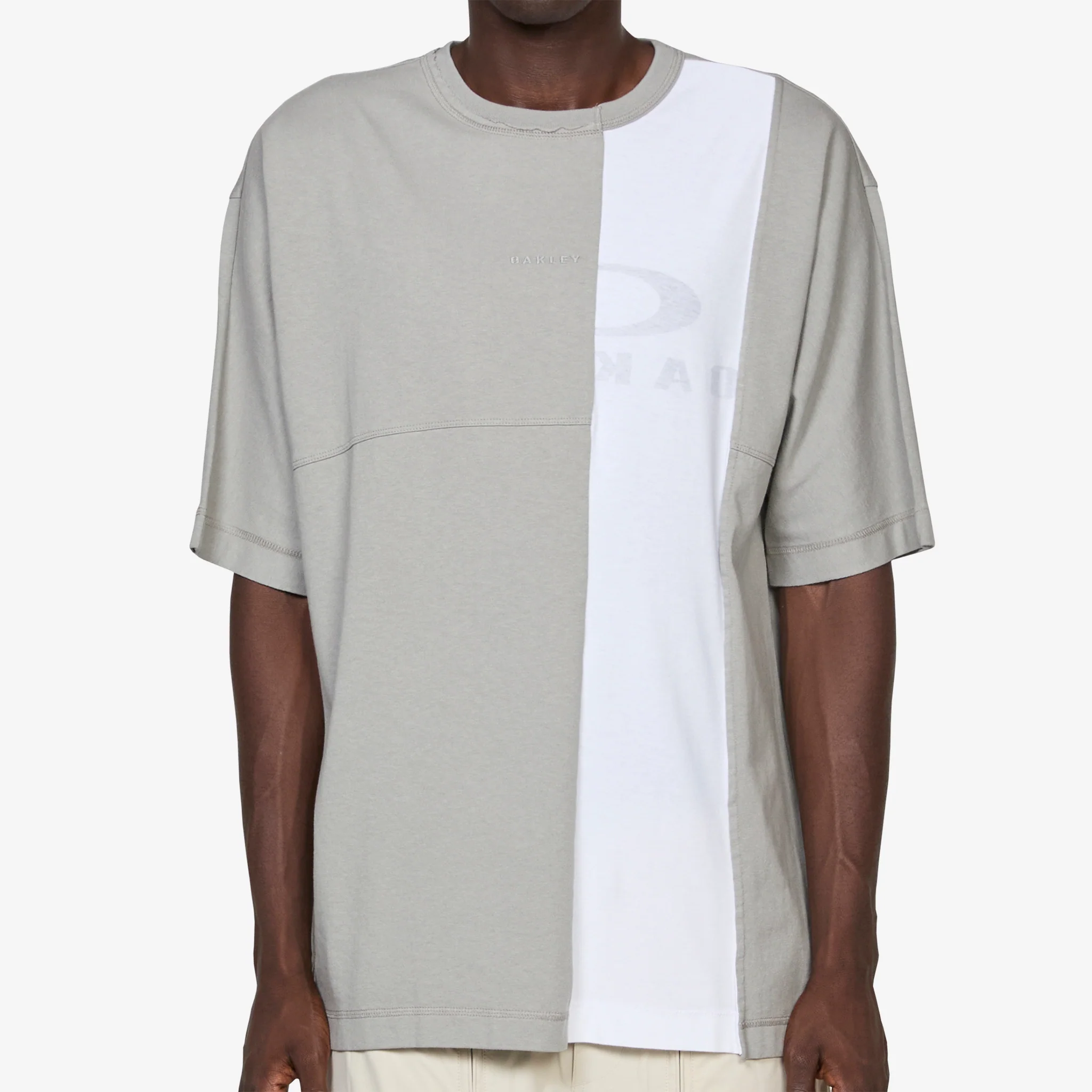 Reserve Momento T-Shirt Cement - Image 5