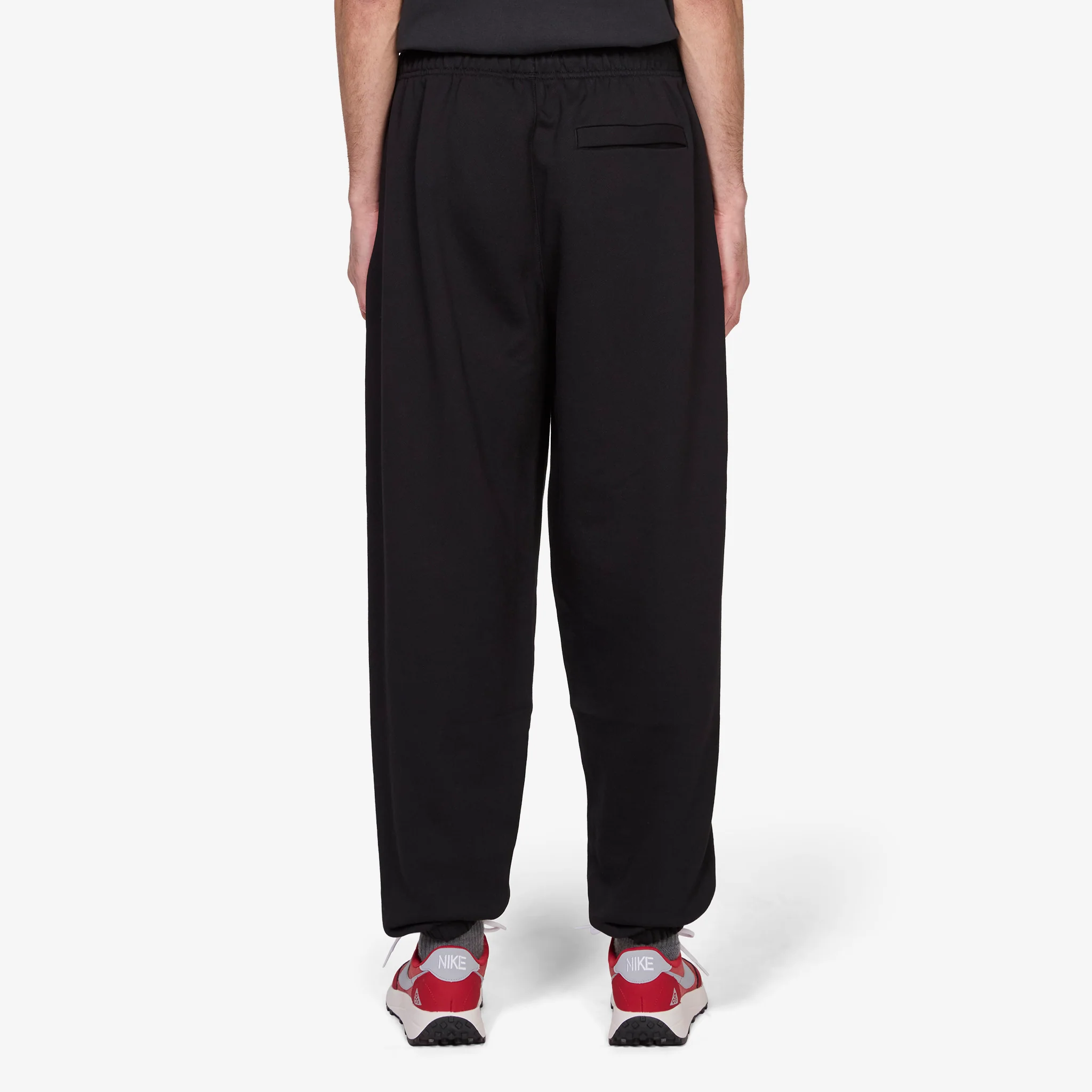 Solo Swoosh Cuffed Pants Total Black | Sail - Image 3