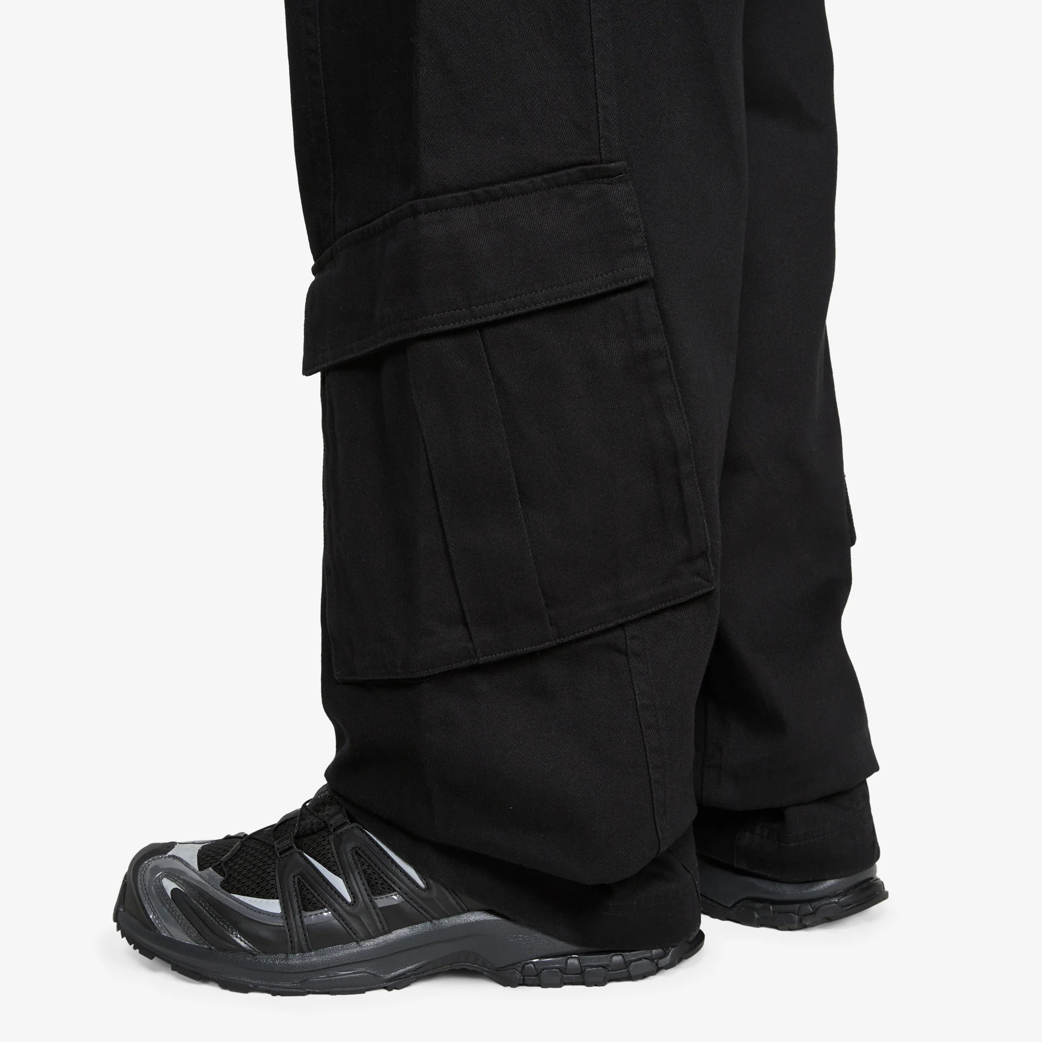 Washed Cargo Pants Black - Image 3